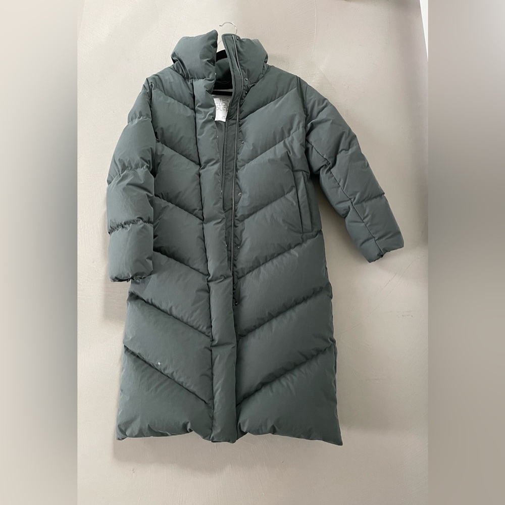 Aritzia Cloud Puff Long